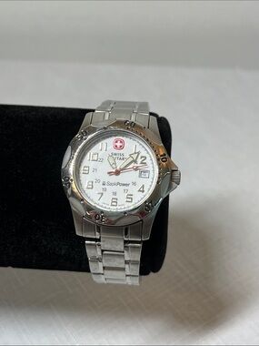 Swiss military watch
Stainless steel
Water resistant. Swiss made